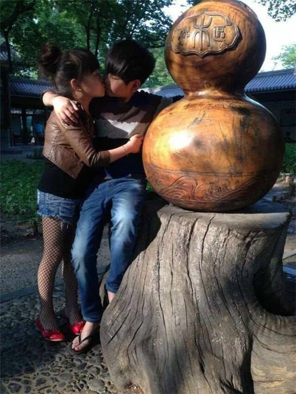 10岁小情侣结婚?原来另有隐情【图】