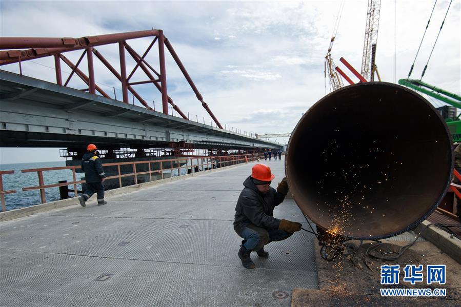 [11]（外代二线）建设中的刻赤海峡跨海大桥