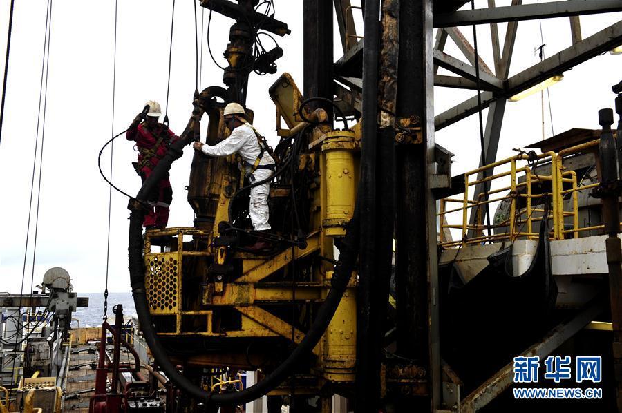（科技）（5）“决心”号插入南海海底的“探海神针”深度达到全球第七
