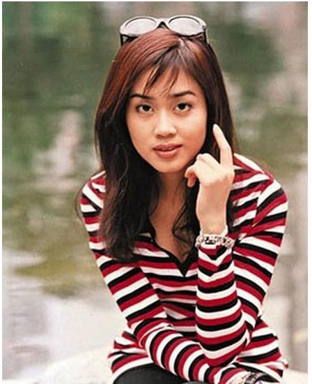  article>她性感妖娆出道曾是周星驰绯闻情人,如今是