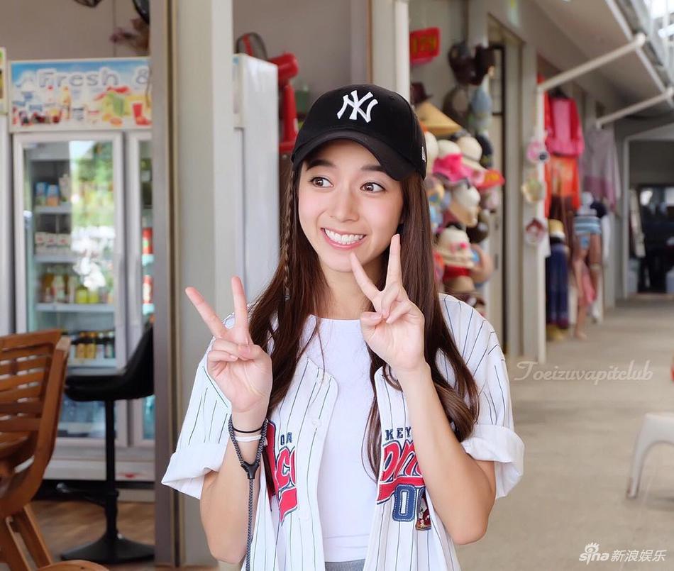 泰国女大学生惊艳亚洲网友被赞清纯无敌美少女